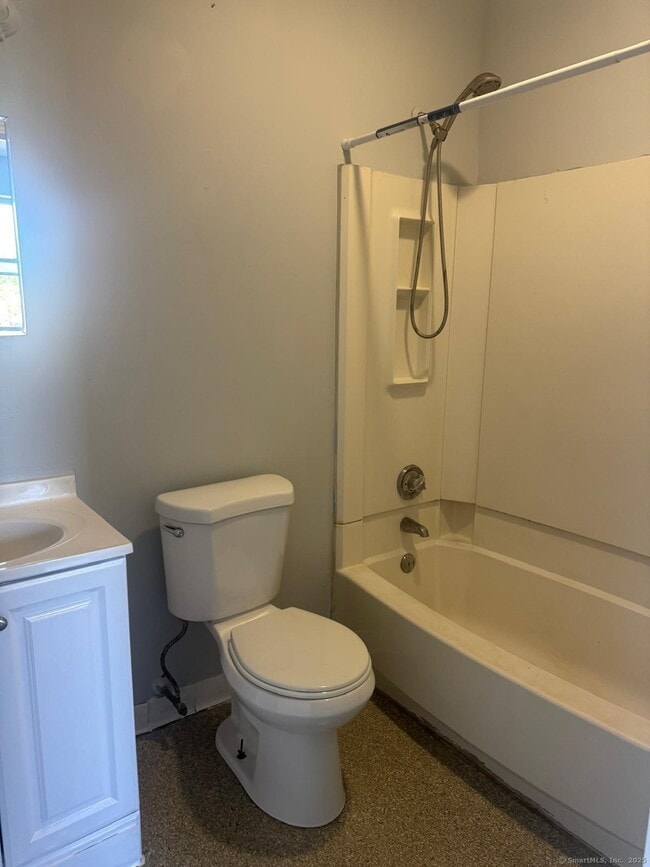 Photo - 1057 E Main St