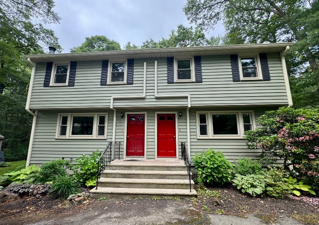 Photo - 4 Link St Townhome
