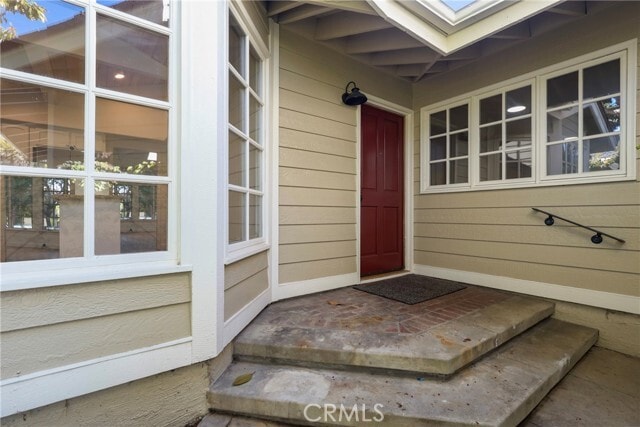 Photo - 1 Malaga Pl W