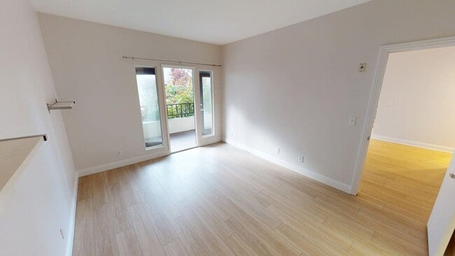 Photo - Upgraded 2bd/2Ba Mariana District Condo - Pet Friendly!