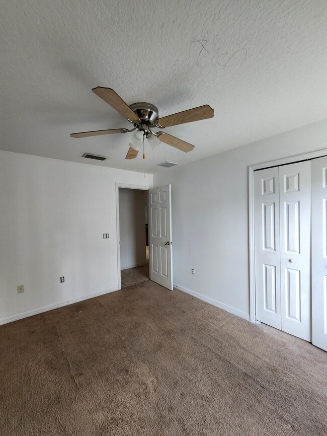 bedroom #4 - 1007 Deddington Pl