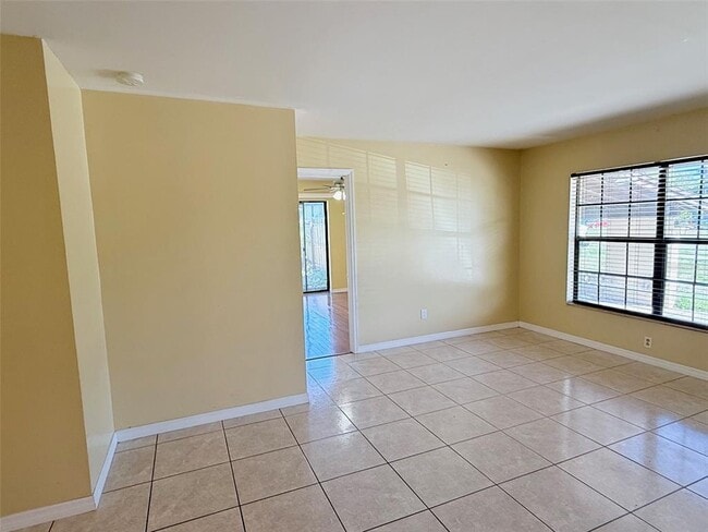 Photo - 1219 Julian Ln Dr