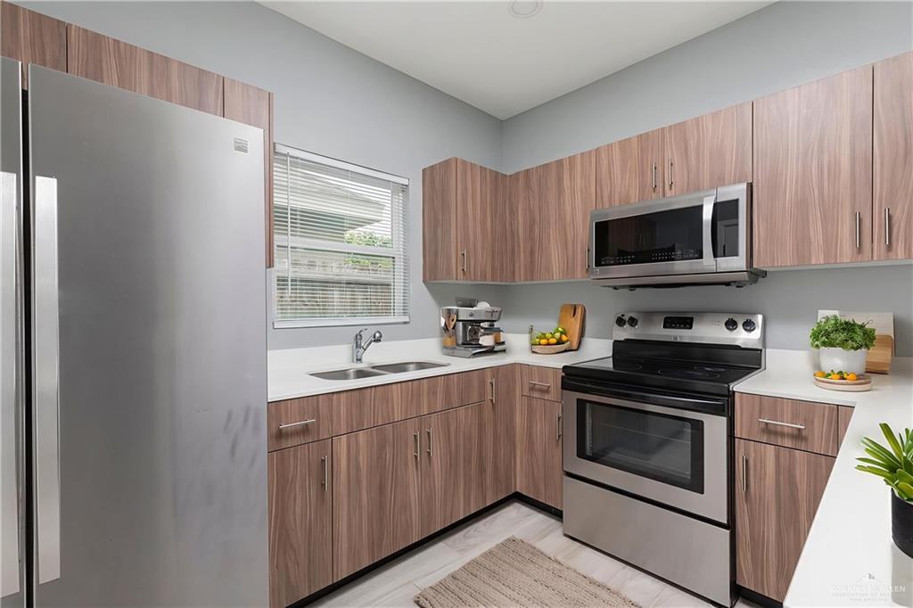 Photo - 4 Tinsley Ave Unit 3