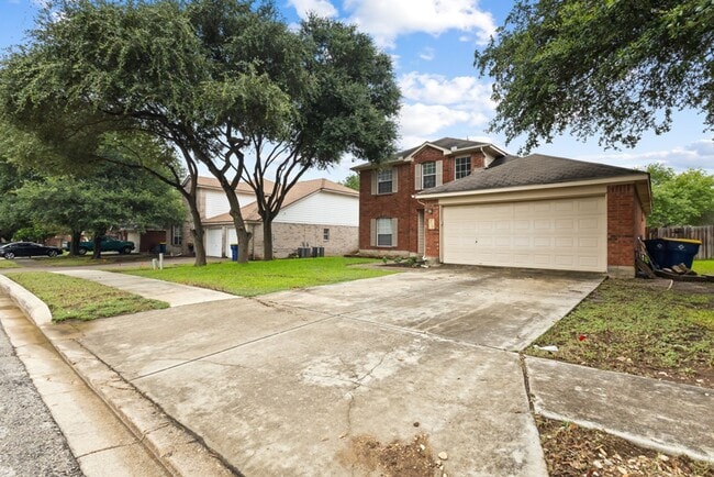 Photo - 210 Laceleaf Ln