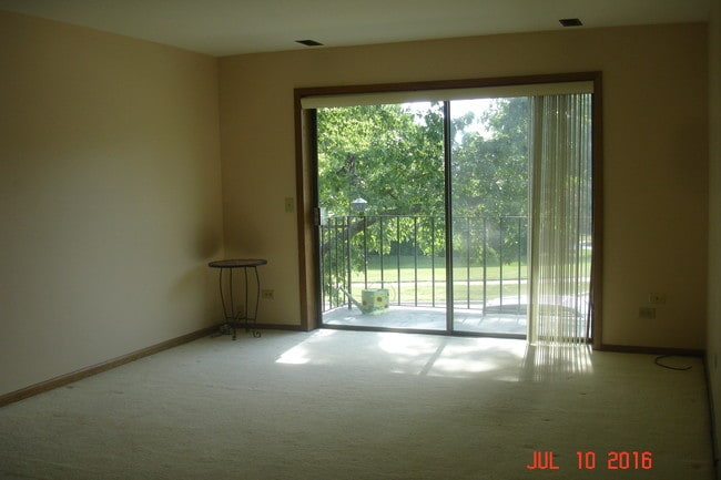 Photo - 80 S Pleasant Rd Unidad second