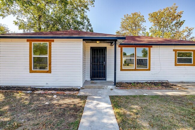 Photo - Remodeled 3 Bed, 1 Bath Home in Morningsid...