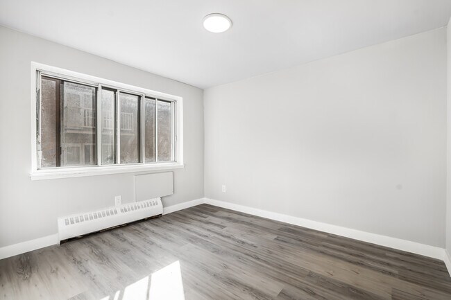 1 chambre - 1 salle de bain - 4680 Av Bourret