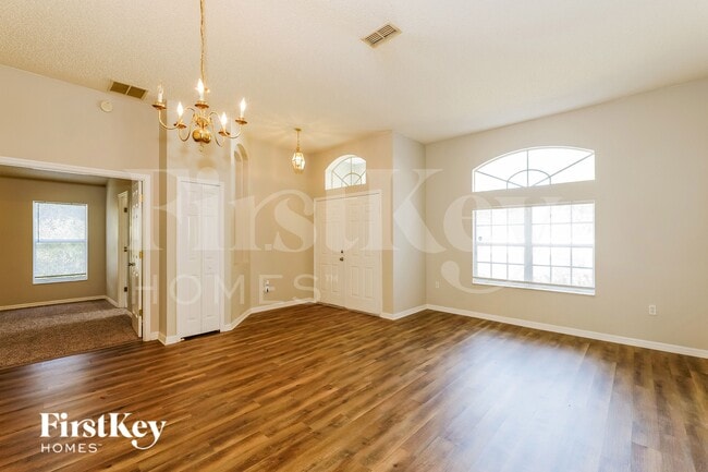 Photo - 2411 Dumas Dr