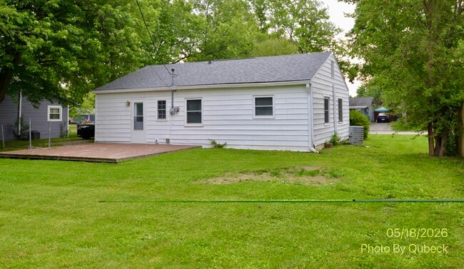 Photo - 138 Crestwood Dr
