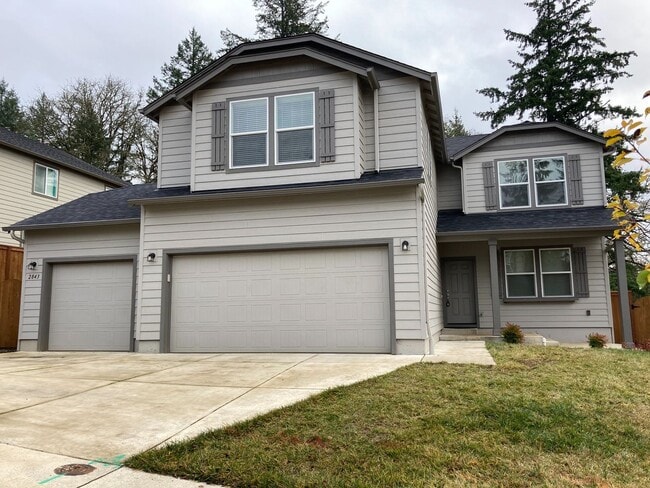 Newer Home In North Albany! Nealy 2500 sq ... - Newer Home In North Albany! Nealy 2500 sq ...