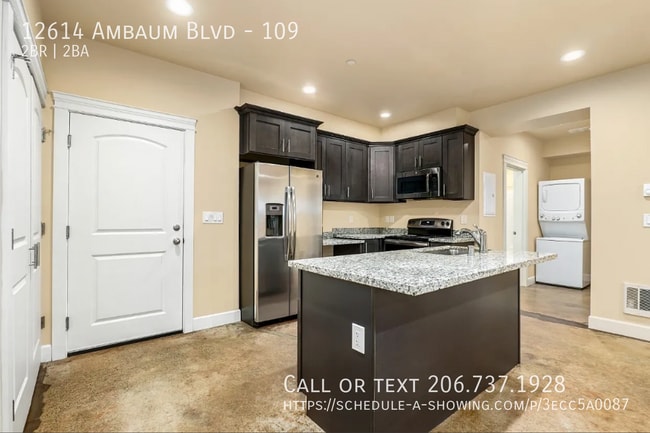 Building Photo - 12614 Ambaum Blvd SW Unit 109