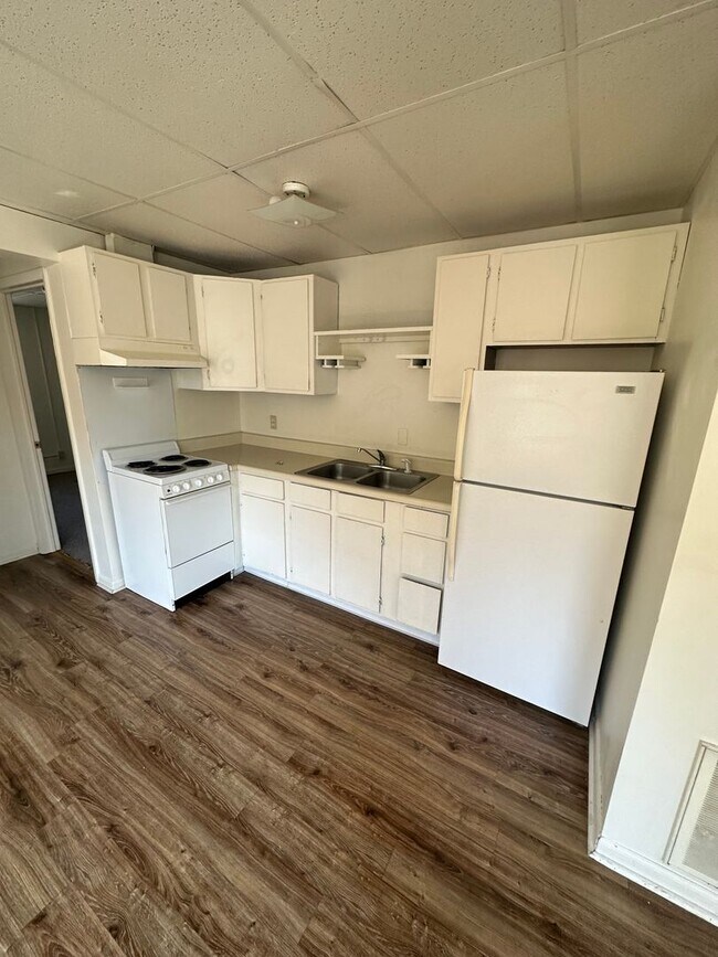 Photo - sbr112 Unit Apt 2
