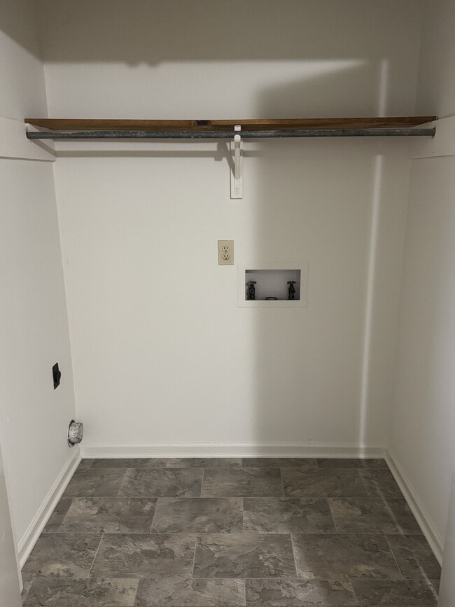 Photo - 712 Patton Cir Unidad 33