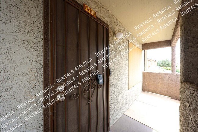 Photo - 1645 W Baseline Rd Unit 2200