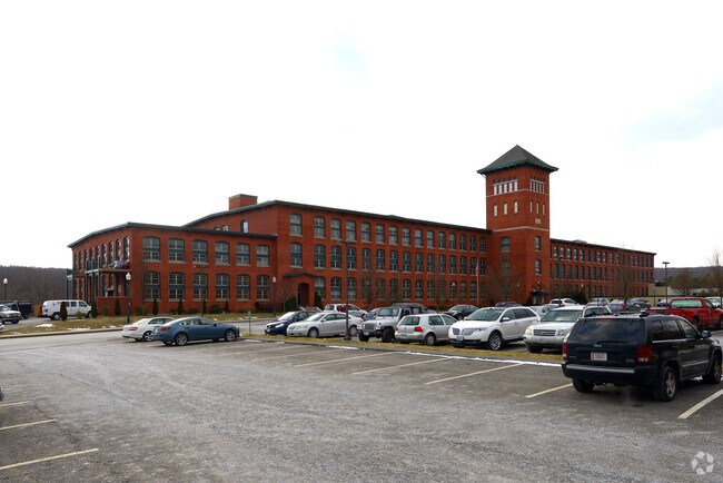 Primary Photo - High Rocks Condominiums