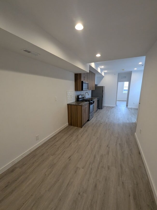 Photo - 6614 Rising Sun Ave Unidad 3rd Floor