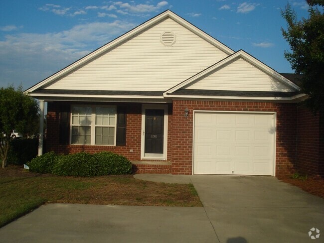 Building Photo - Available in September, Close to Shaw AFB! Rental