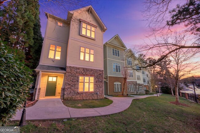 Photo - 110 Garrison Walk