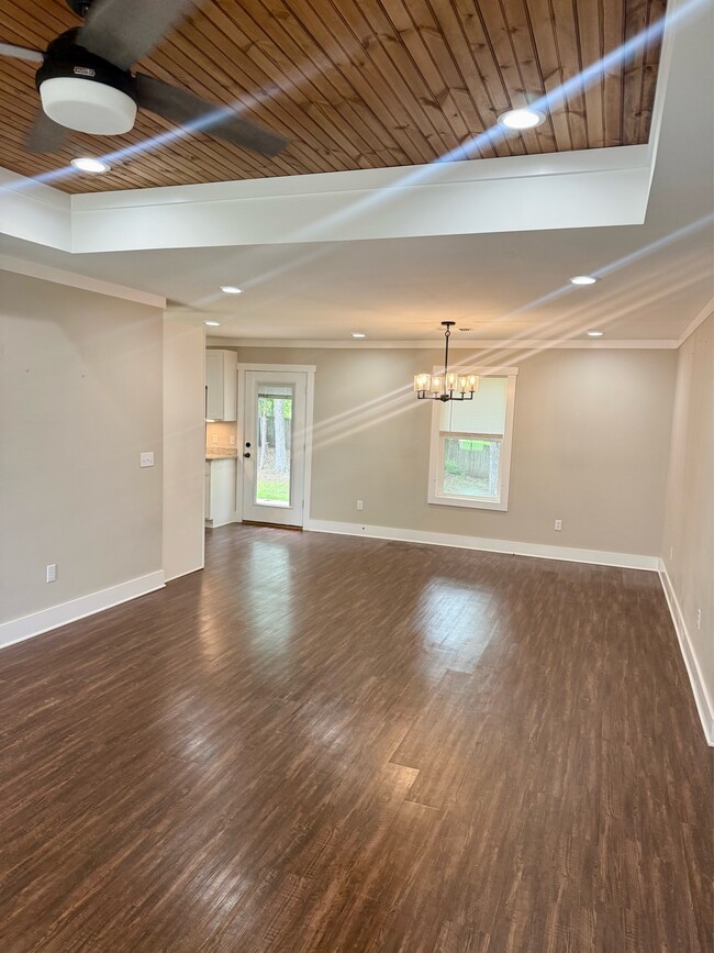 Photo - 341 Meadow Lark Dr