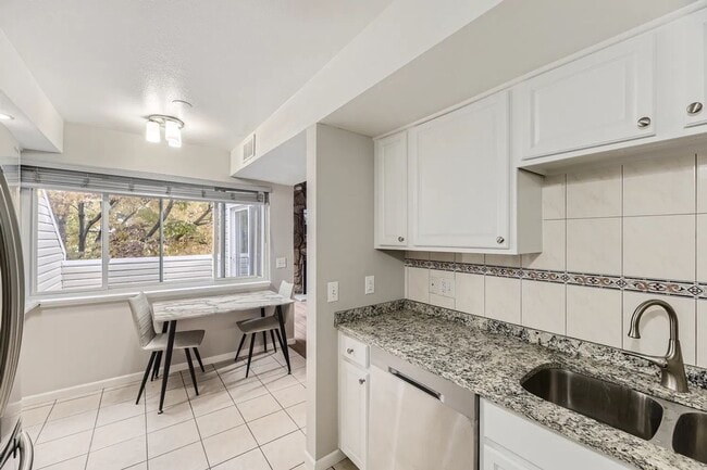 Photo - 2656 S Xanadu Way
