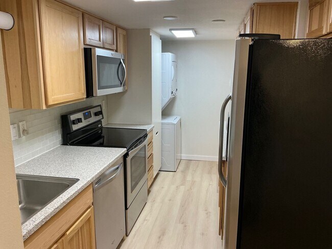 Photo - Groovy in Gateway