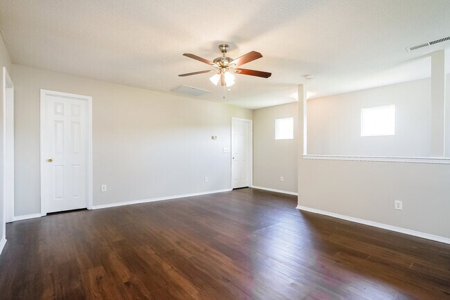 Photo - 3149 Varcroft Rd