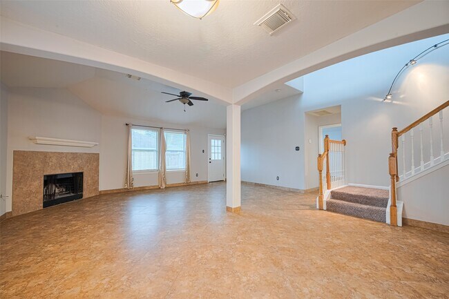 Building Photo - 19410 Rum River Ct