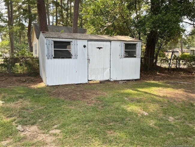 Photo - 120 W Elwood Ave