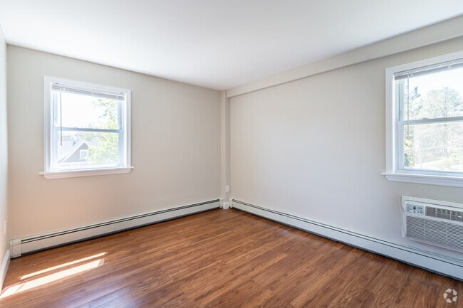 2HAB, 2BA - 1.200 ft² - Heritage House