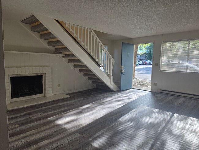 Photo - 1901 N Peter's St