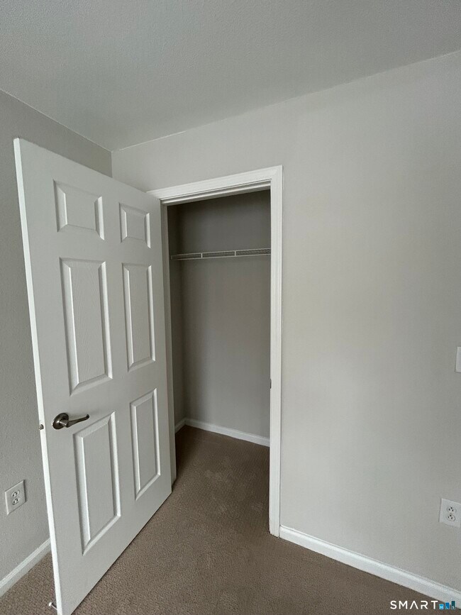 Photo - 138 Hollow Tree Ridge Rd