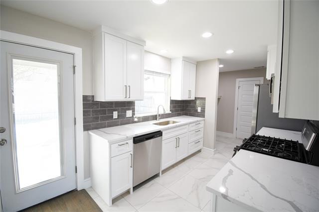Photo - 1422 Addington St