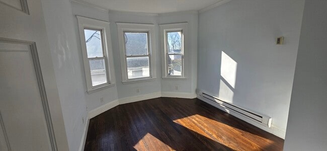 Photo - 72 Campbell Ave Unit 4