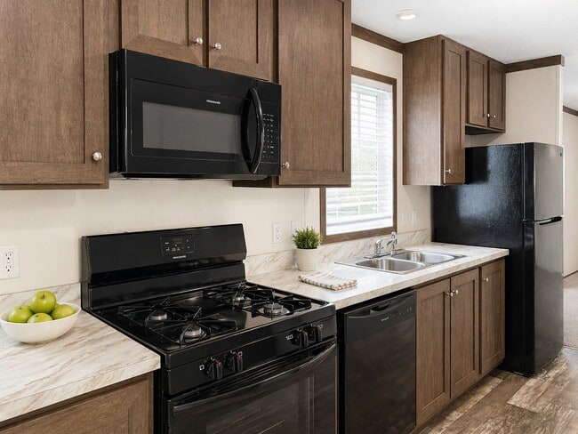 Building Photo - 3413 Bissell Rd