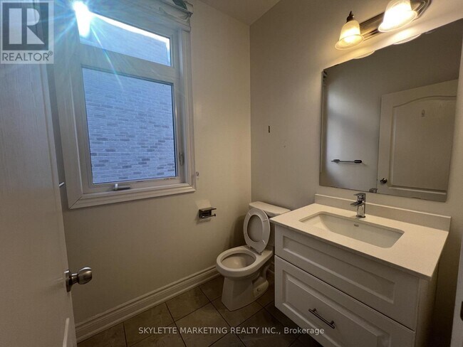 Photo - 5 Beebalm Ln