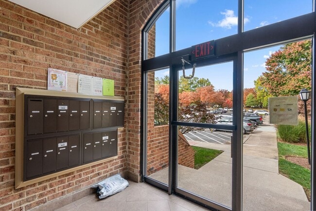 Photo - 2 Bed 1 Bath - Georgetown Village Condo - ... Unit 101