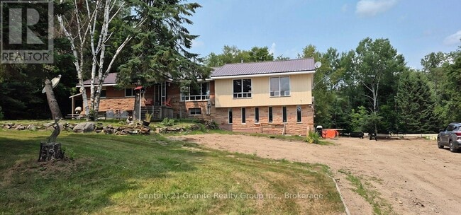 Photo - 3985 Loop Rd