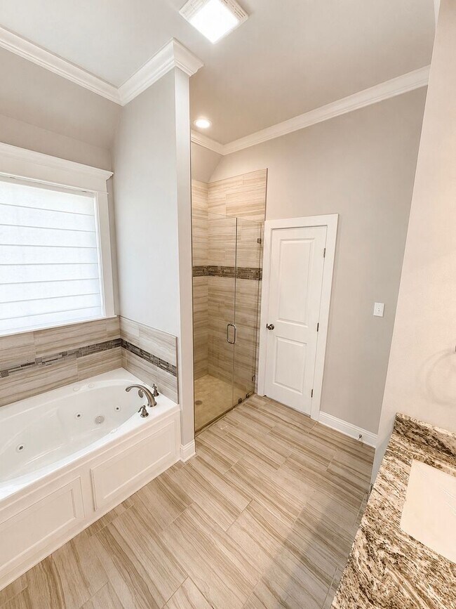 Photo - Forest Hills Subdivision!