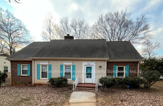 Photo - 4535 Dawnwood Dr