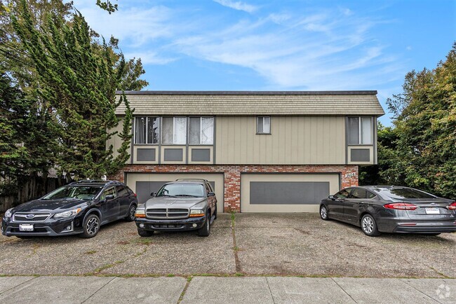 Building Photo - 2608 Central Ave Unit 2608 Central Ave #B Rental