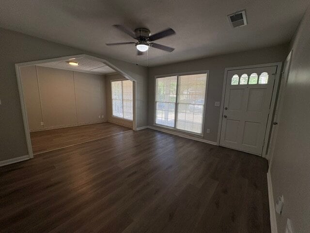 8116 Trafalgar Way