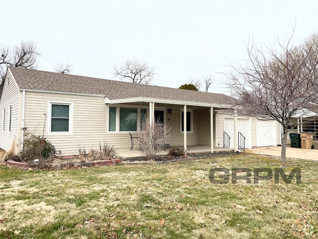 Building Photo - Updated 3 Bed 1 Bath Home