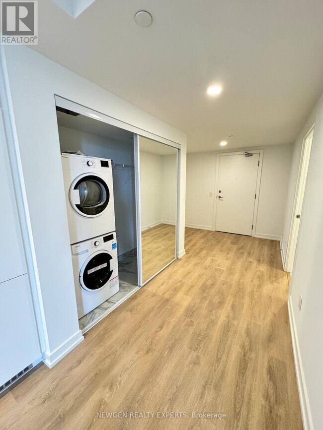 Photo - 1100 Sheppard Ave W Unit 833