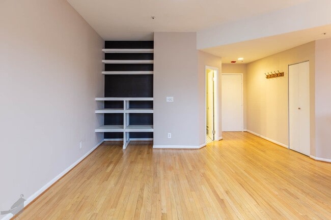 Photo - Spacious Two Bedroom Off 14th St. Corridor!