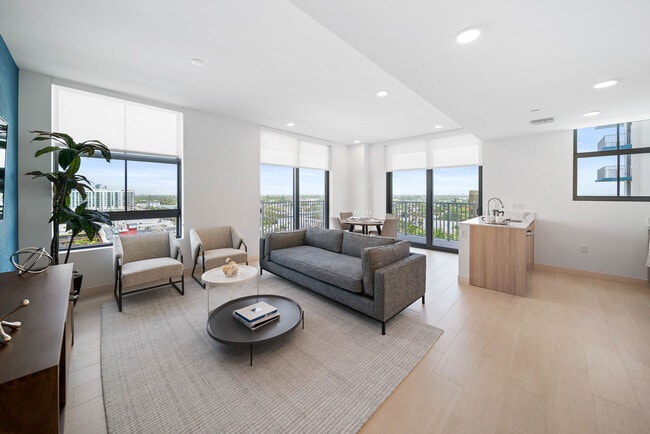 Luxury Apartments at 1818 Park