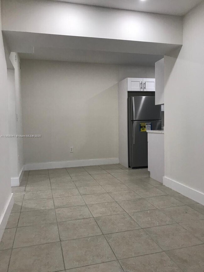 Photo - 1951 NE 167th St Unit 4