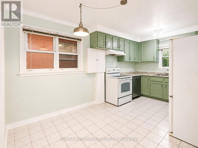 Photo - 266 Napier St