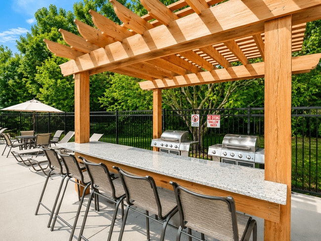 Royal Oaks Apartments