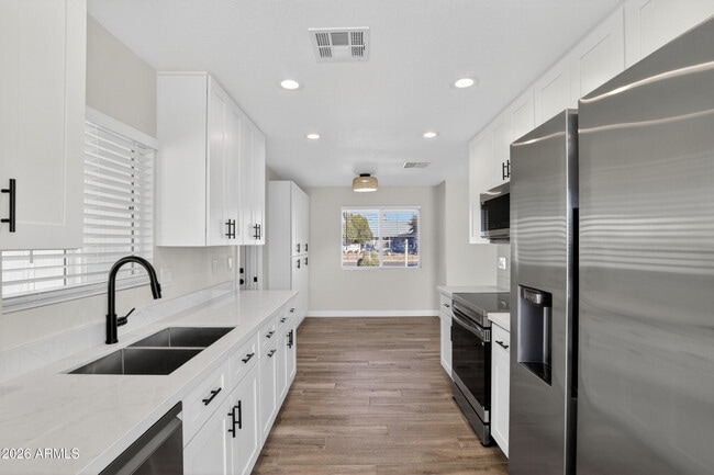 Photo - 2355 W Waltann Ln