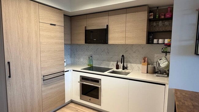 Photo - 10448 University Dr Unité 1111